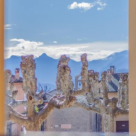 Miranda's Apartment *