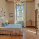 Miranda's فارينا