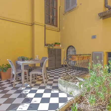 Miranda's Apartament