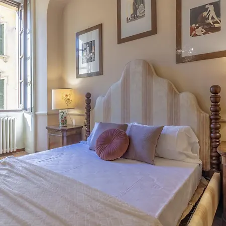 Miranda's * 瓦伦纳