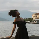 Miranda's * Varenna